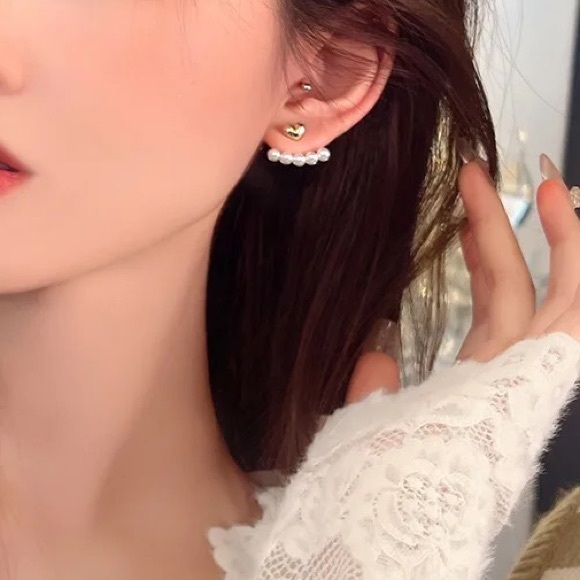 "I'm Yours" Pearl Gold Heart Minimalist Tiny Small Dainty Gift Climber Earring - Picture 2 of 6